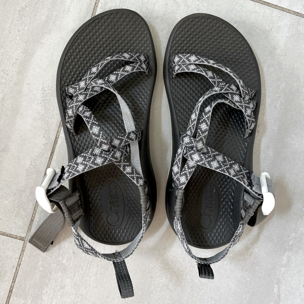 Chaco’s Youth Adjustable Strap ZX/1 Sandals Size 2